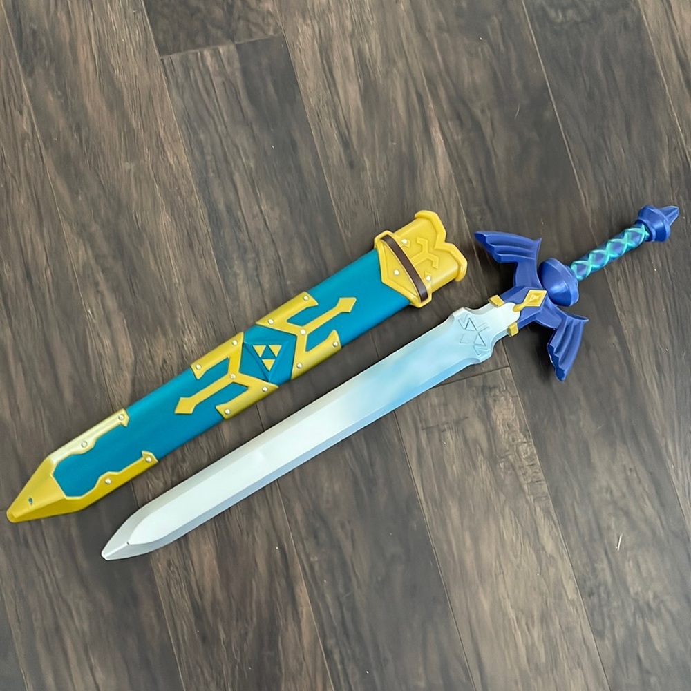 NINTENDO Legend of Zelda Skyward The Master Link Sword Cosplay Props